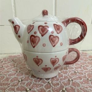 Nantucket Valentine’s Day Heart Teapot 2 Piece Tea For One: Tea Pot, Cup, Lid
